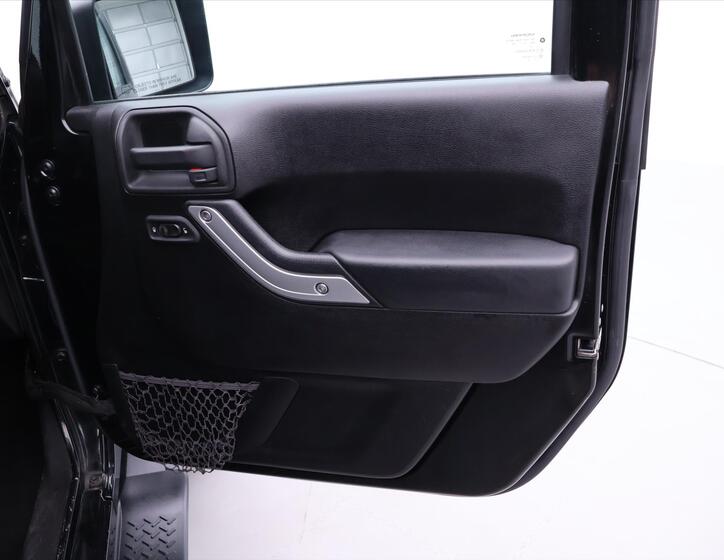 Jeep Wrangler 12