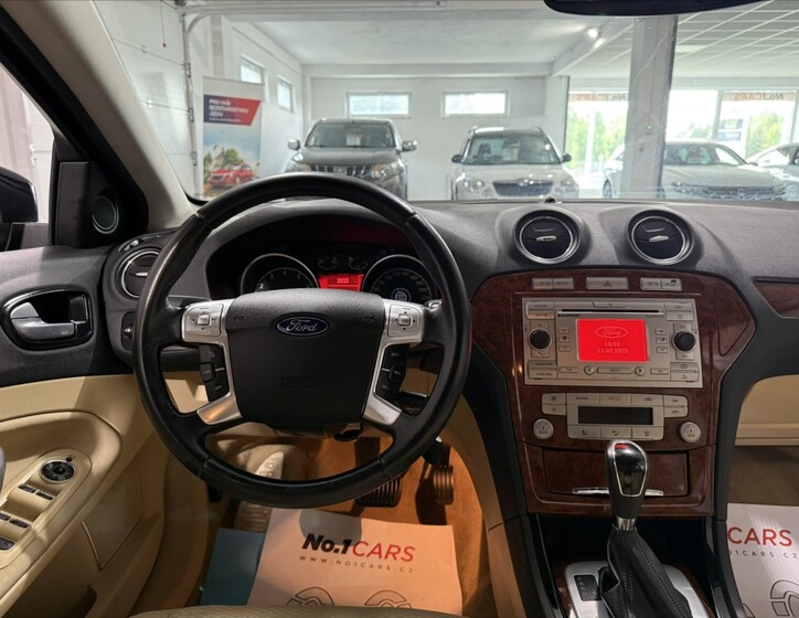 Ford Mondeo 18