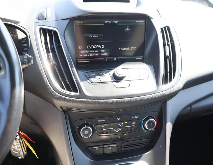 Ford Grand C-MAX 21