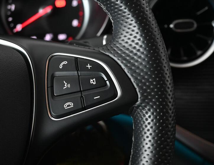 Mercedes-Benz Třídy V 18