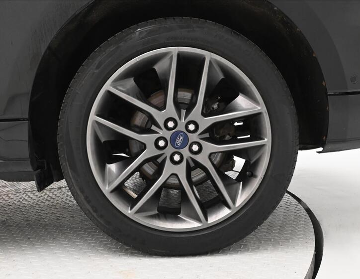 Ford Edge 27