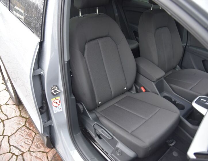 Audi Q4 17