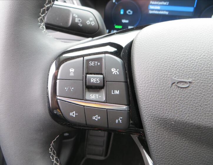 Ford Kuga 22