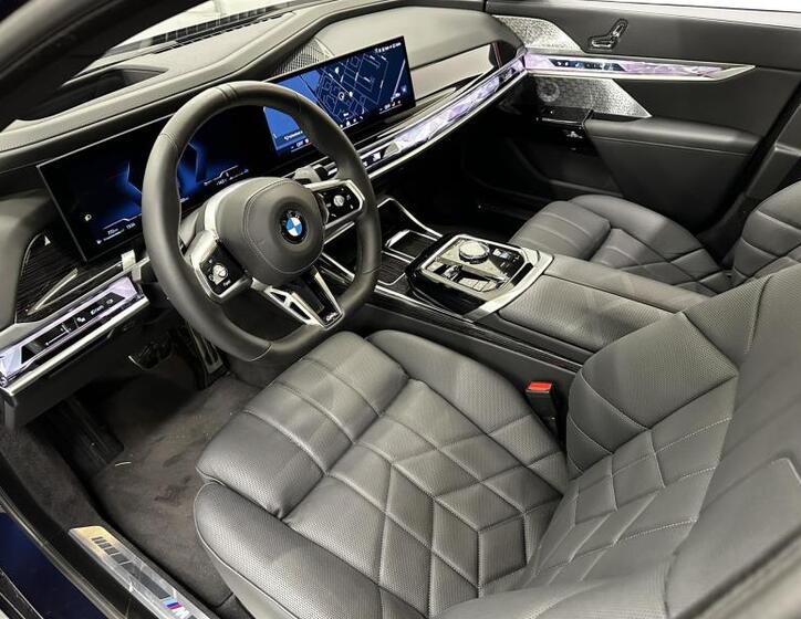 BMW Řada 7 6