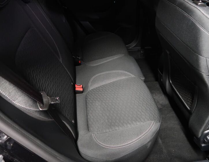 Ford Puma 12