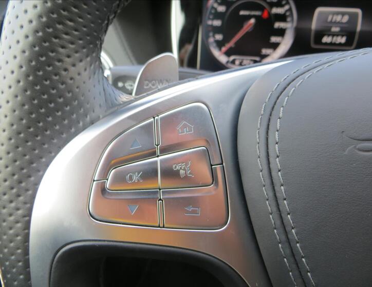 Mercedes-Benz Třídy S 33