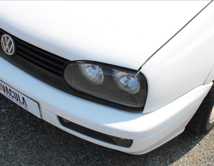 Volkswagen Golf 25