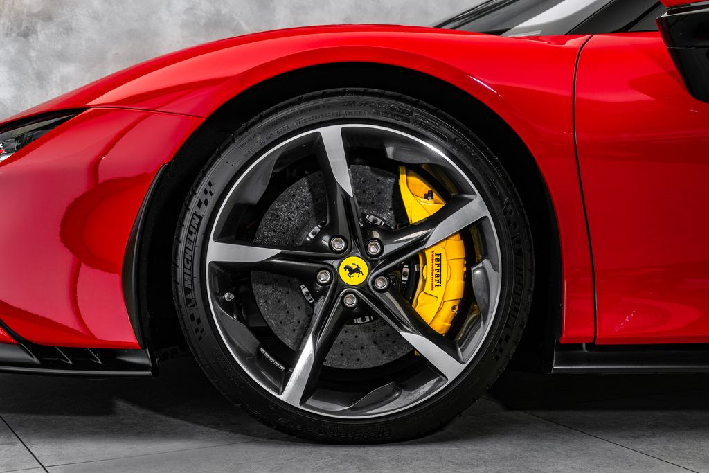 Ferrari SF90