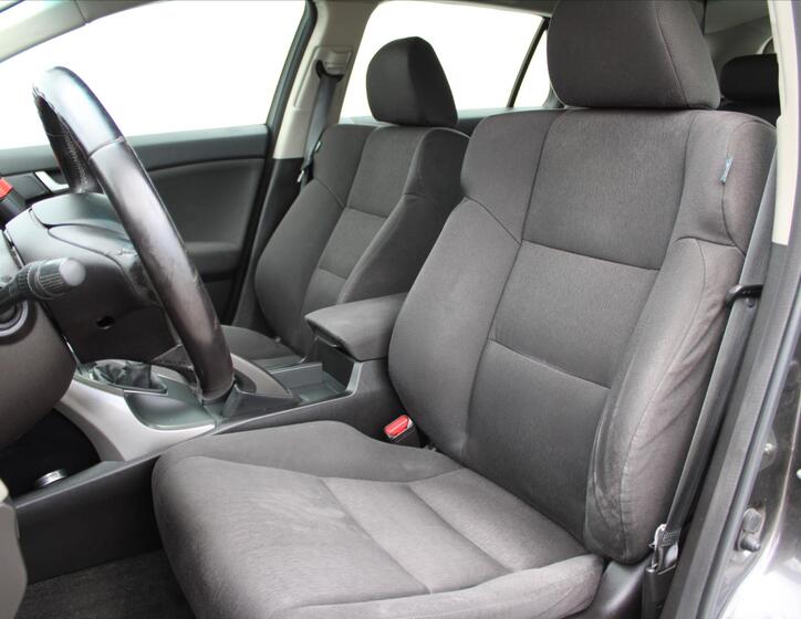 Honda Accord 10