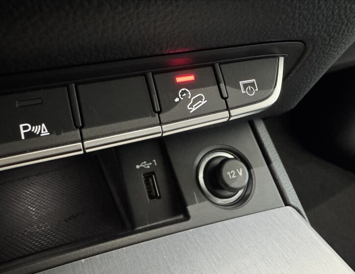 Audi SQ5 42