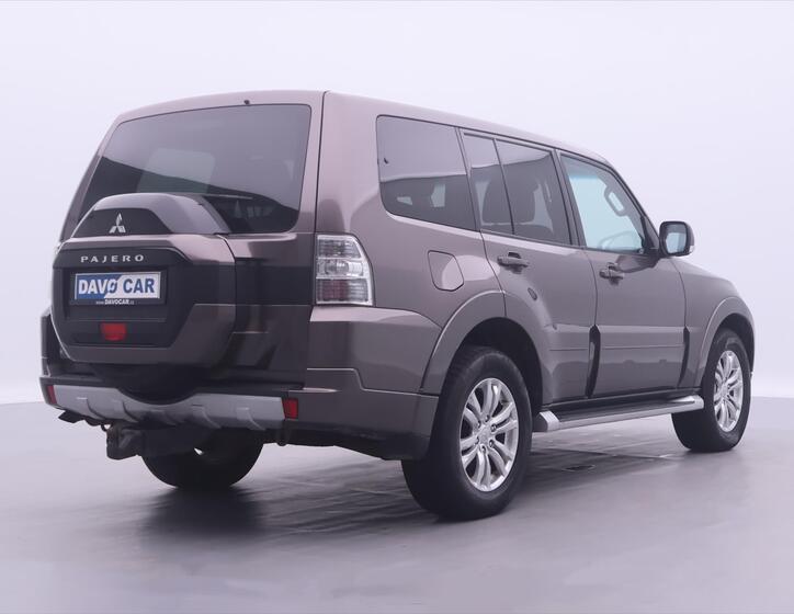 Mitsubishi Pajero 7