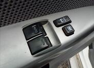 Toyota Hilux 27