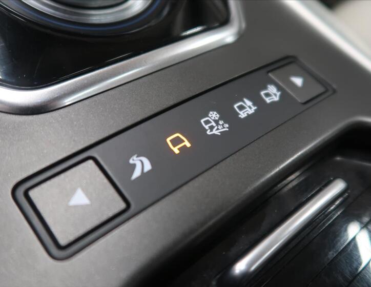 Land Rover Range Rover Evoque 28