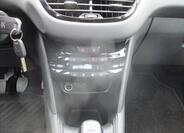 Peugeot 208 12