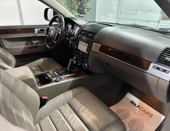 Volkswagen Touareg 15