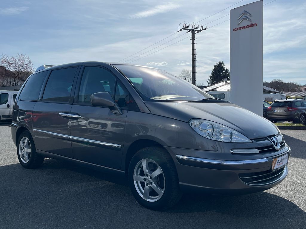 Peugeot 807