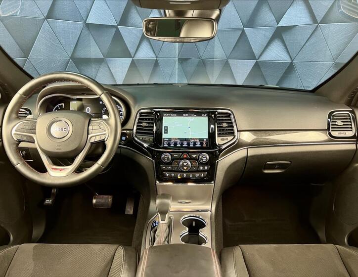 Jeep Grand Cherokee 10