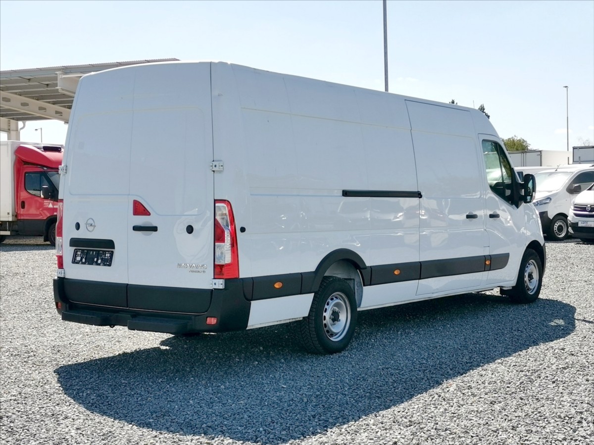 Opel Movano