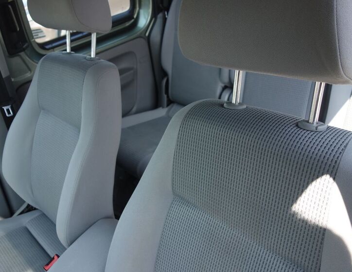Volkswagen Caddy 18