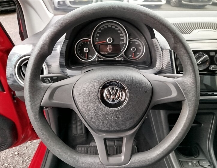 Volkswagen up! 17