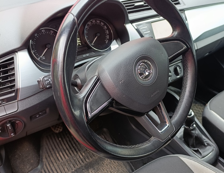 Škoda Fabia 12