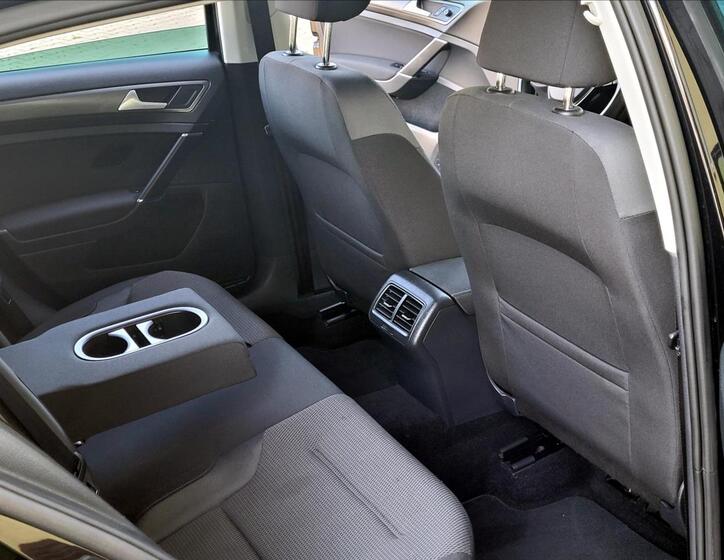Volkswagen Golf 20