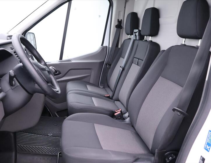 Ford Transit 11