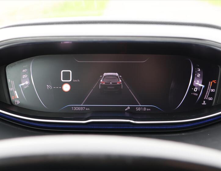 Peugeot 5008 16