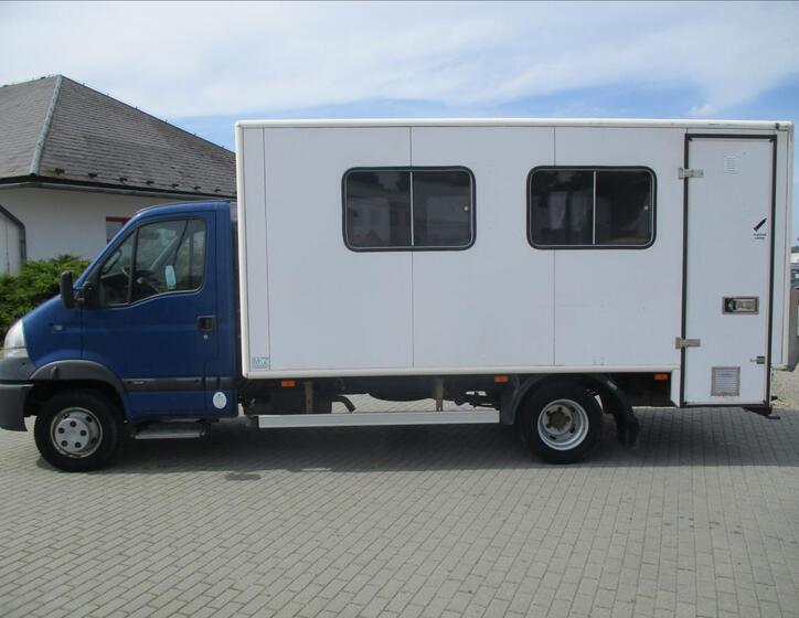 Renault Mascott 33