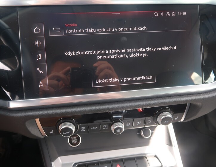 Audi Q3 42