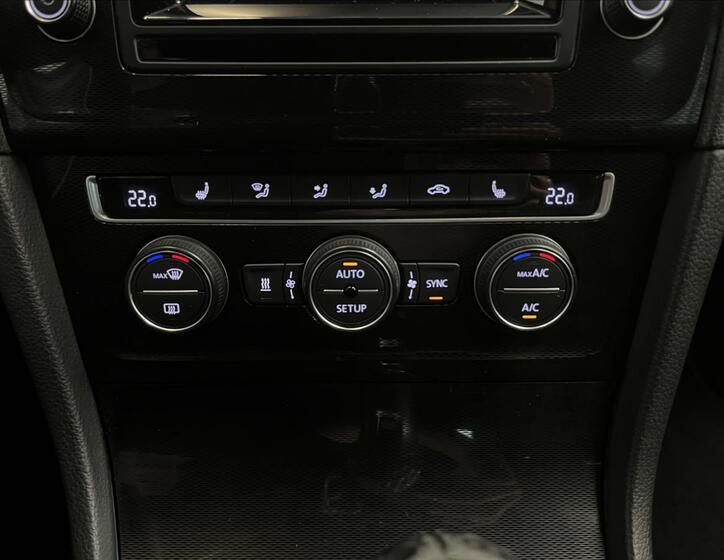 Volkswagen Golf 14