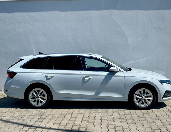 Škoda Octavia 9