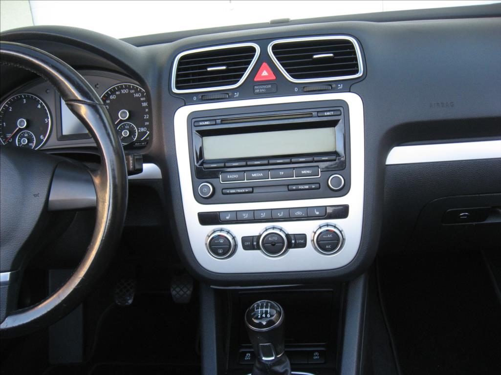 Volkswagen EOS