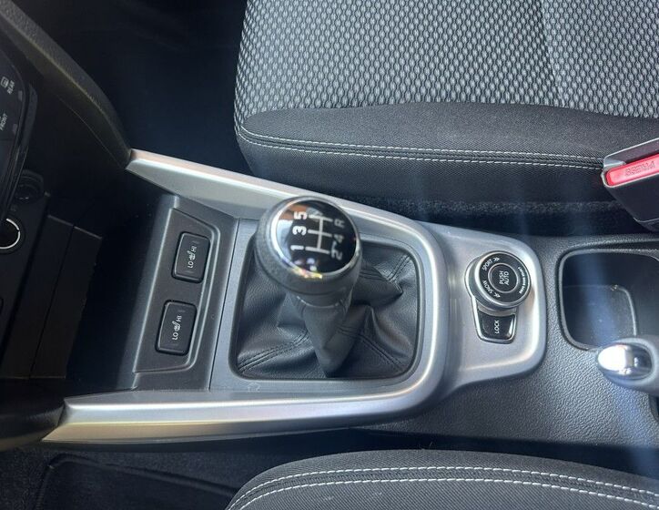 Suzuki Vitara 14