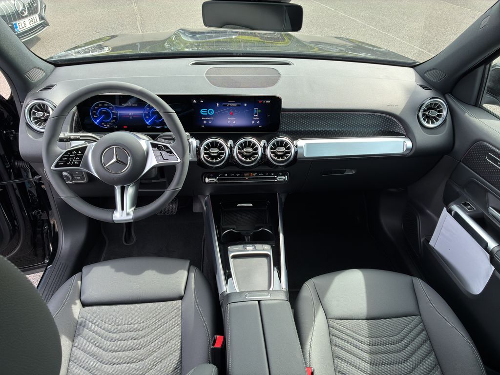 Mercedes-Benz EQB