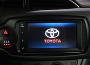 Toyota Yaris 16