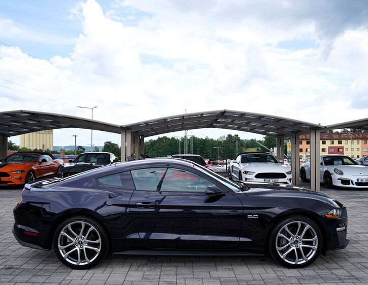 Ford Mustang 7