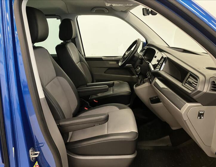 Volkswagen Caravelle 19