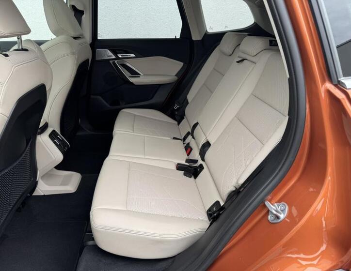 BMW X1 7