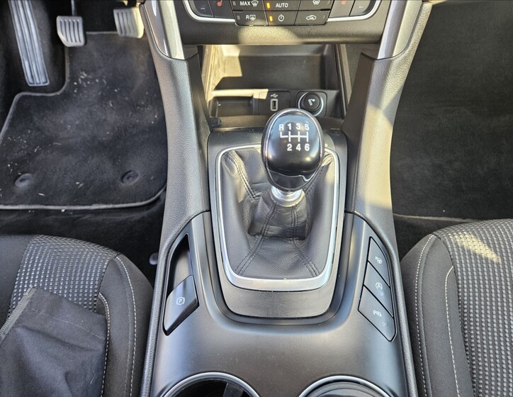 Ford Mondeo 15
