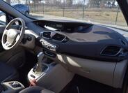 Renault Grand Scénic 21