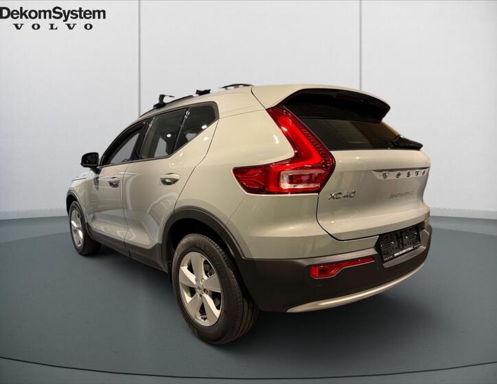 Volvo XC40 4