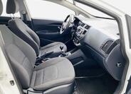 KIA Rio 8