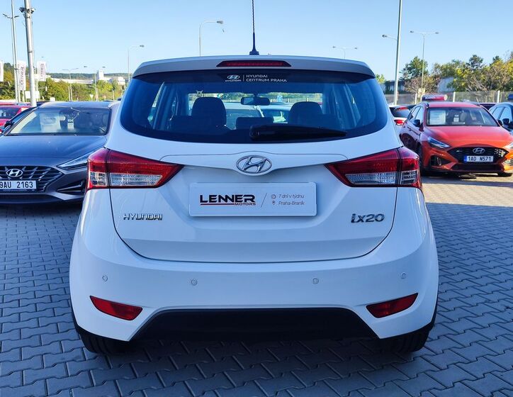 Hyundai ix20 6
