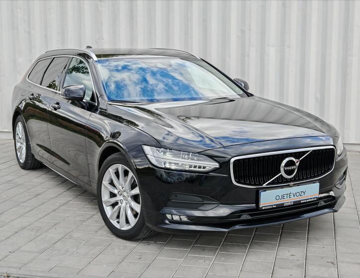 Volvo V90 9
