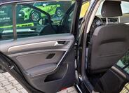 Volkswagen Golf 16