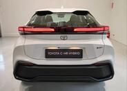Toyota C-HR 6