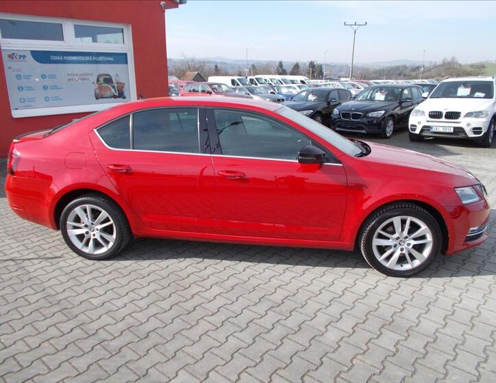 Škoda Octavia 9
