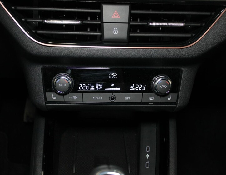 Škoda Scala 16