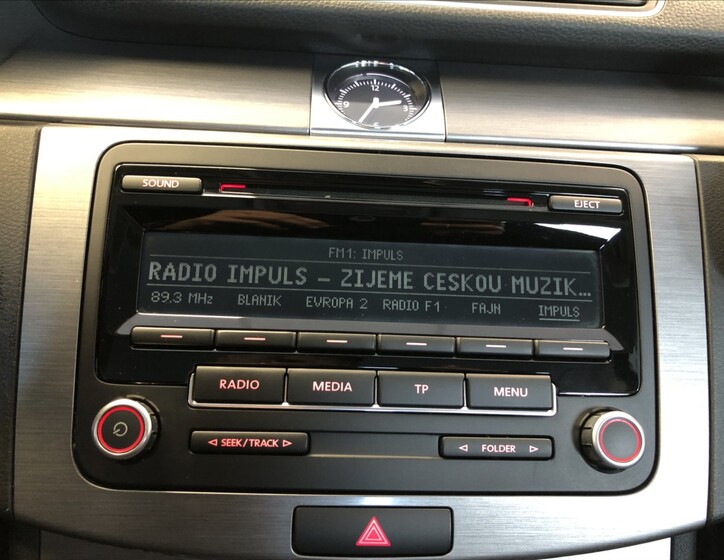 Volkswagen Passat 24